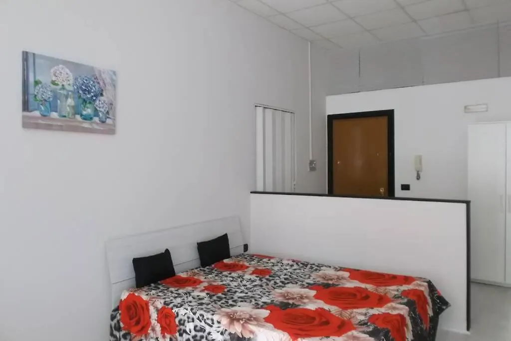 Gardenia Napoli Apartman 0*, Nápoly